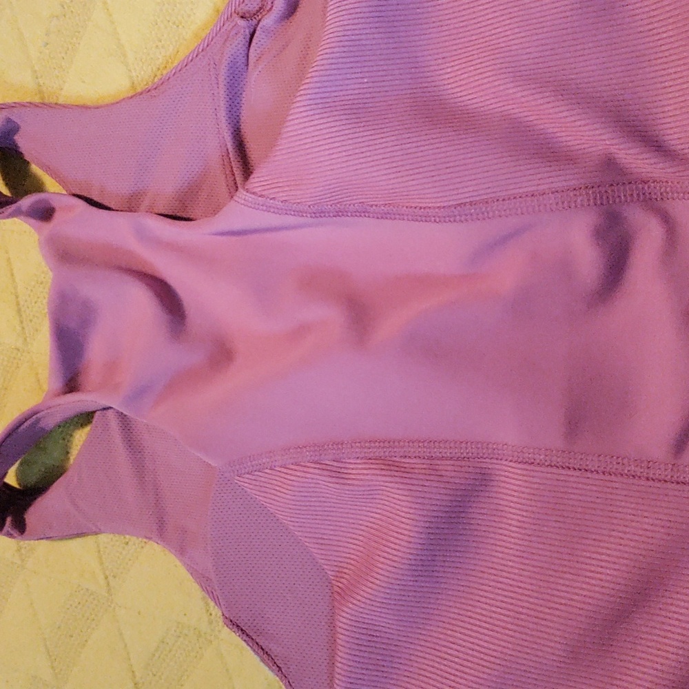 Active top - Picture 2 of 3